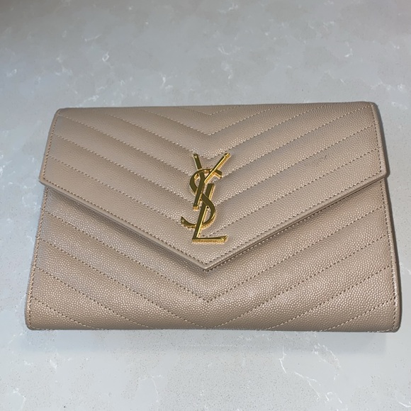 Yves Saint Laurent Tan Clutch Bag - Picture 5 of 11